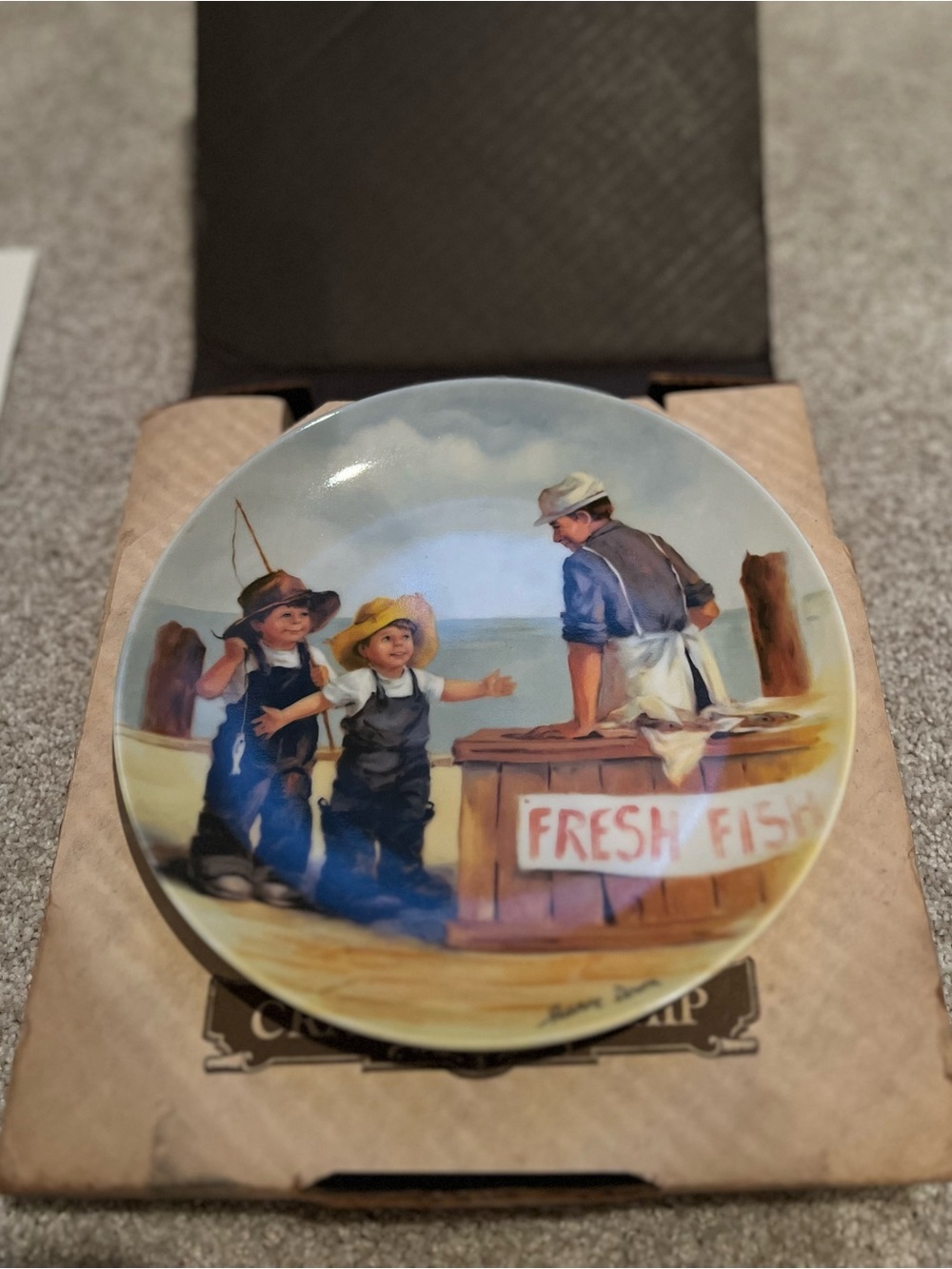 Vintage 1983 Knowles Fish Story Collector Plate Box COA